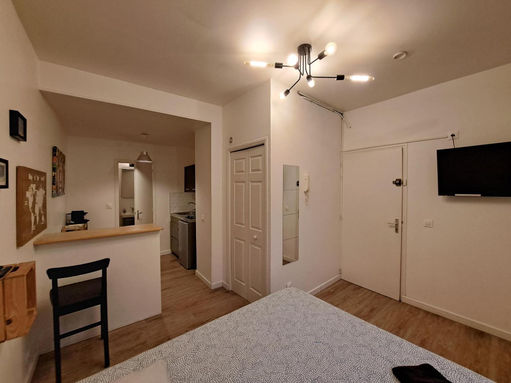 Ochorios, Studio Cosy Apartment Reims Ngoại thất bức ảnh